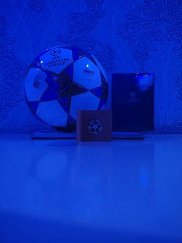 Orginal Çempionlar Liqası seti satılır.3-lü set UCL mini ball,UCL