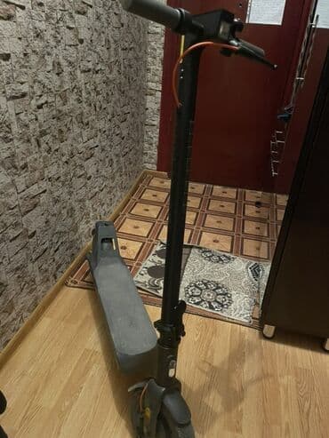 русский язык 2 класс мсо 4: İşlənmiş Elektrik samokat ≤ 5", 251 - 350 Vt, 16 - 25 km/s, Ünvandan götürmə — 1