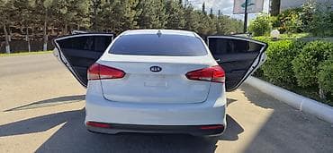arendaya ford transit: Kia Cerato/Forte sedan – ağ rəng, 4 qapılı, arxa şüşələr — 2