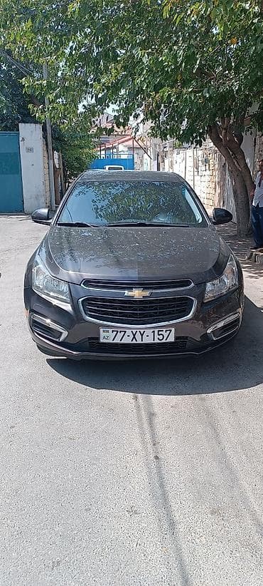Chevrolet Cruze: 1.4 l | 2015 il 116857 km Sedan