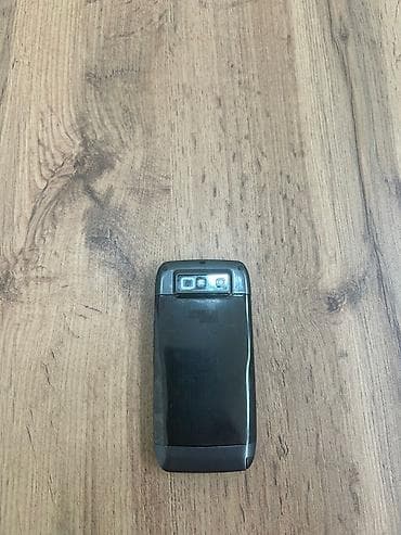 dinamik yamaha: NOKİA E71 GOLD QWERTY klaviaturalı klassik düyməli mobil telefon — 2