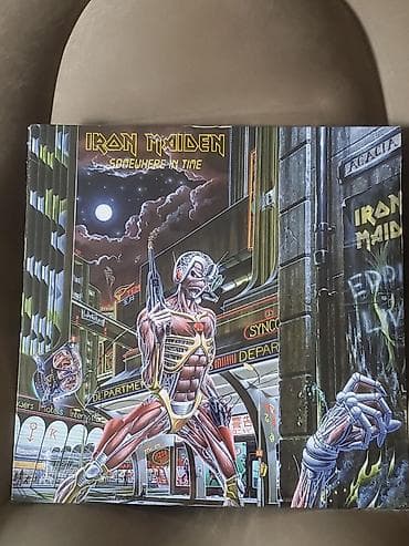 stranger thinks: Vinil val, Rok, 1986 il, Ünvandan götürmə — 1