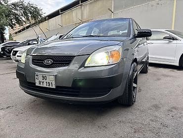 Nəqliyyat: Kia Rio: 1.4 l | 2005 il Hetçbek — 1