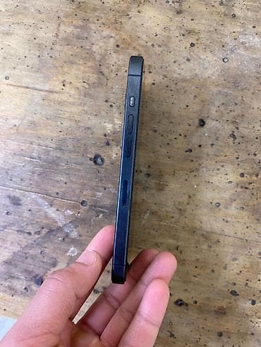 mi 15: IPhone 15 Pro — 4