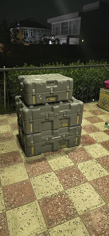 Контейнеры: Amerika sefirliyinden alinan Sənaye tipli plastik nəqliyyat/avadanlıq — 2