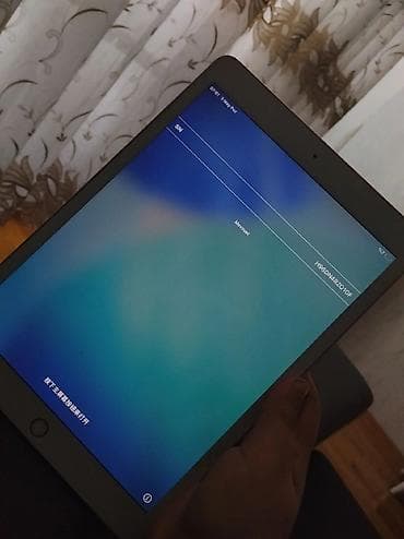 kredit telefonlar ayfon: İşlənmiş Apple iPad 8 (2020), 9,7", 64 GB, Ünvandan götürmə — 5