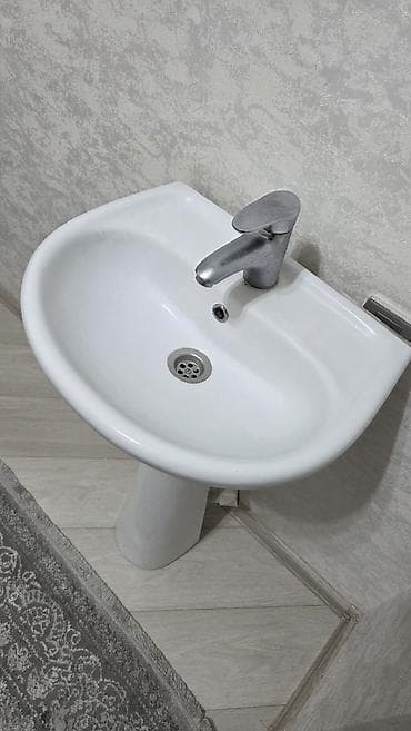 Duş şlanqları: Tulpan su kranti,su şlanki və sifon qiymətə daxildir — 2