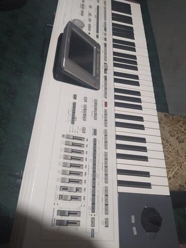 azerbaycan dili dim cavablari: Sintezator, Korg — 7