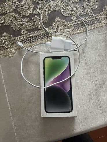 наушники apple: IPhone 13, Черный — 1