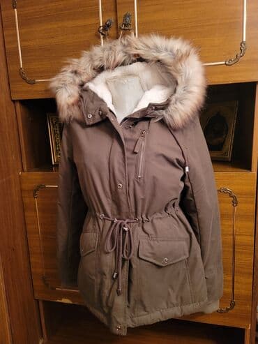 Qadın kurtkası, kapşonlu kurtka, yenidir geyinilmeyib lalafo.az -da Qadın kurtkası, kapşonlu kurtka, yenidir geyinilmeyib