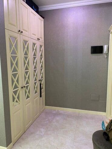 ucuz kafeler: 3-cü mikrorayon, 3 otaqlı, Yeni tikili, m. 20 Yanvar, 152 kv. m — 11