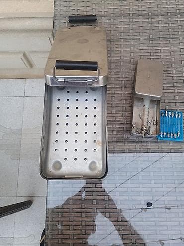 Медицинское оборудование: Paslanmayan poladdan hazırlanmış tibbi sterilizator dəsti Tərkibi: - — 6