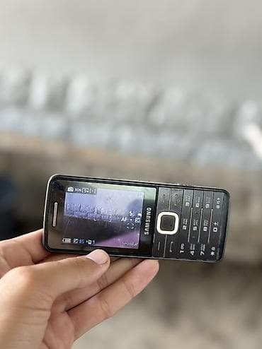 Mobil telefon və aksesuarlar: Samsung S5610, rəng - Qara, Düyməli — 2