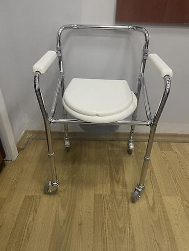 Tualet funksiyalı əlil arabası Yeni alınıb. İslənməyib. Yenidir