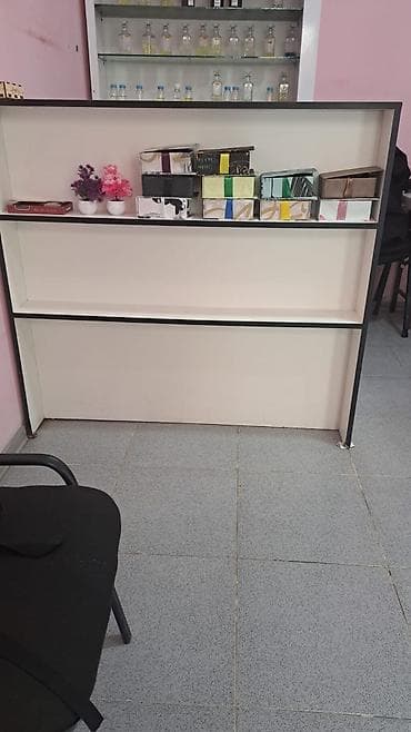 vitrin polka satisi: Aksesuar rəfi, Düz — 2