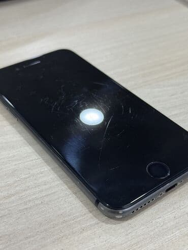 Kompüter, noutbuk və planşetlər: IPhone 8, 64 GB, Space Gray, Qırıq — 2