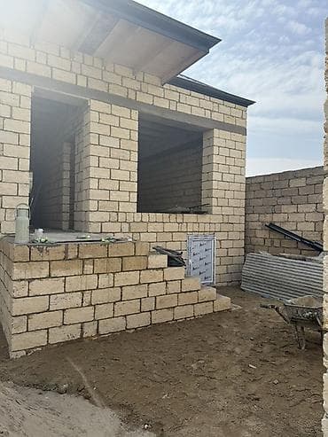 sumqayıtda ev alqı satqısı: 90 kv. m, 3 otaqlı, Qaz, İşıq, Su — 2