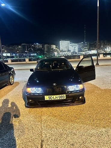 bmw f 10: BMW 5 series: 2.5 l | 2001 il Sedan — 4