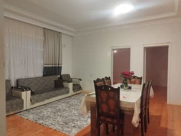 xacmazda evler: Satılır: həyət evi - Tikinti: daşdan, bir mərtəbə. Geniş eyvanlı — 6