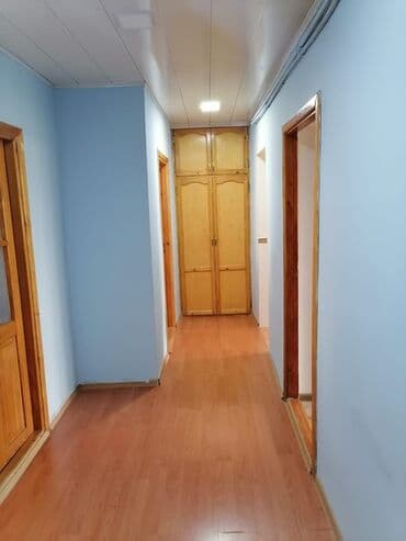 ev satilir kreditle: Lökbatan qəsəbəsi. 111 nömrəli marşrutun son dayanacağı. ev tam — 10