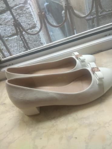 белые туфли новые: Туфли, Размер: 36, цвет - Белый, Б/у — 1