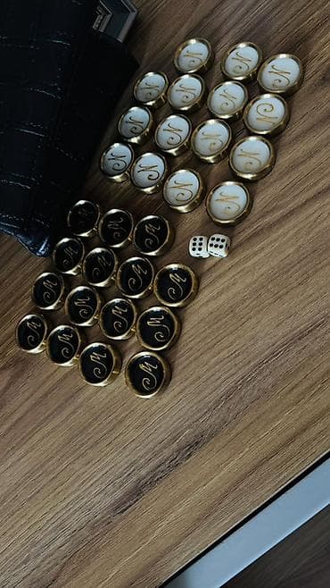 çəki daş: Elaqe:099-597-75-75 Yenidir. M N herfleri Nərd fişləri və zərlər — 1