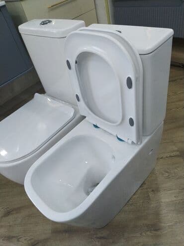 baconka: Ağ rəngdə, müasir dizaynlı unitaz. Yığcam forması sayəsində hər bir — 1