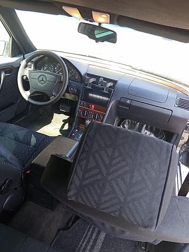 Nəqliyyat: Mercedes-Benz C 200: 2 l | 1995 il Sedan — 6