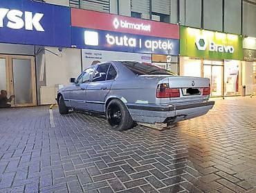 Salam Razvarka R16 satilmir ancaq barter kim ne teklif ede biler? lalafo.az -da Salam Razvarka R16 satilmir ancaq barter kim ne teklif ede biler?