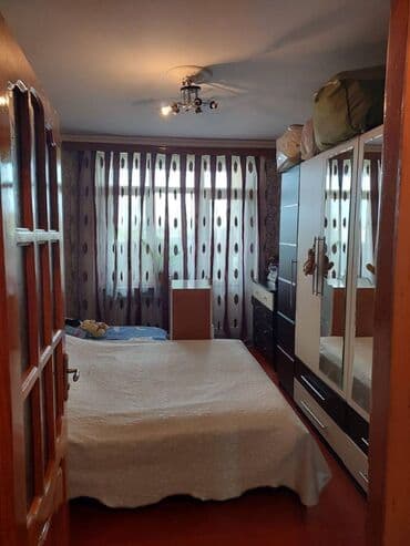 ilkin odənişsiz evler: Bakı, Bakıxanov qəs., 4 otaqlı, Köhnə tikili, 100 kv. m — 4