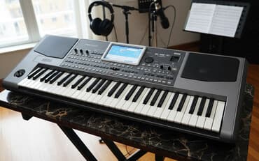 yamaha akustik piano: Sintezator, Korg — 1