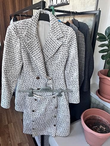 xonca desti: Qadınlar üçün dəst – tweed parça blazer və ətək - Rəng: ağ fon — 2