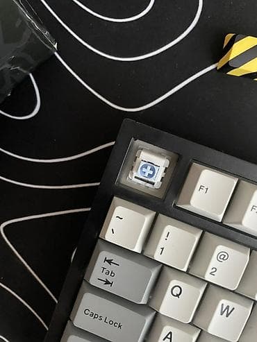 Skanerlər: Ajazz AK820 pro mexaniki klaviatura - Lay‑out: 75% (funksiya sırası — 4