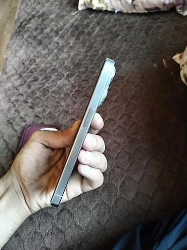 iphone 5 gence: IPhone 15 Pro, 256 GB, Gümüşü — 5