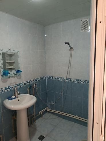 Qarajlar: Mənzilin 1 otaqlı hissəsi (mətbəx, dəhliz və sanitar qovşağı ilə) — 5