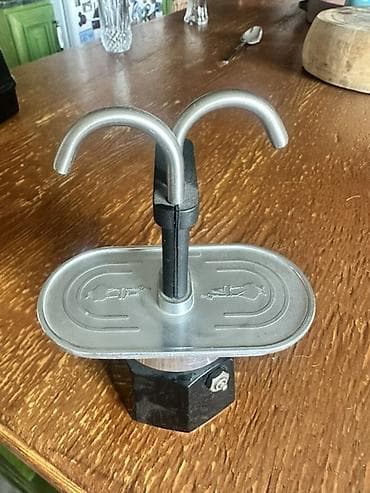 Rəng - Gümüşü, Qəhvədan