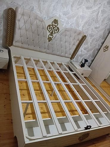 yataq otagi dest: Taxt alti bazaldir tubalarida var tam saglamdir hecbir problem yoxdur — 2