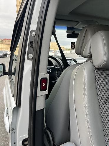 afdobus satiram dizel: Mercedes-Benz Viano, ağ rəng, 7 yerlik rahat salon. Texniki və — 5