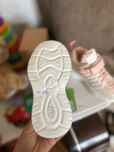 qiz usagi ucun ayaqqabilar: Təzədi. 28ölçü — 2