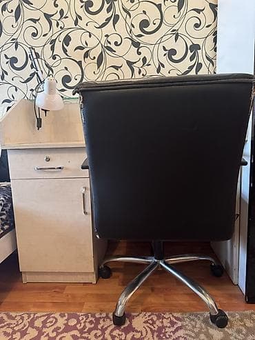 komputer masalar: İş masası və ofis kreslosu dəsti - Masa: açıq ağac rəngində kompakt — 2