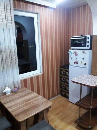 yeni günəşlidə 3 otaqlı ucuz bina evləri: Bakı, Yeni Günəşli Massiv D, 1 otaqlı, Köhnə tikili, 40 kv. m — 6