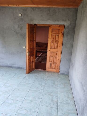 binə savxozda kirayə ev: 200 м², 4 комнаты — 7