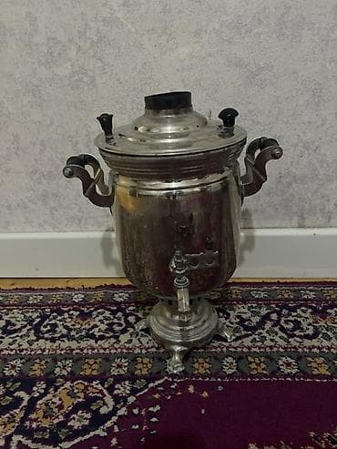 Samovarlar: Klassik metal samovar - Material: cilalanmış metal (paslanmayan — 1