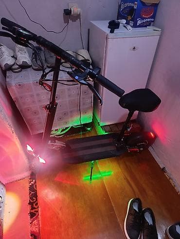 elektro samokat: Elektrik skuter – oturacaqlı, güclü işıqlandırma və göstəricilərlə - — 1