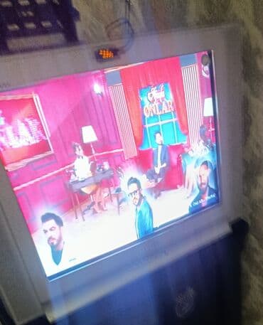 dırnağ aparatı: İşlənmiş Televizor Samsung 70" Ünvandan götürmə — 4