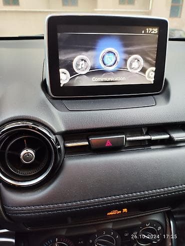 maşinla barter: Toyota Yaris: 1.6 l | 2016 il Sedan — 6