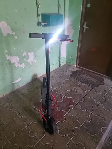 electro samokat: İşlənmiş Elektrik samokat 8", 351 - 500 Vt, 26 - 35 km/s, Rayonlara çatdırılma, Ünvandan götürmə — 3