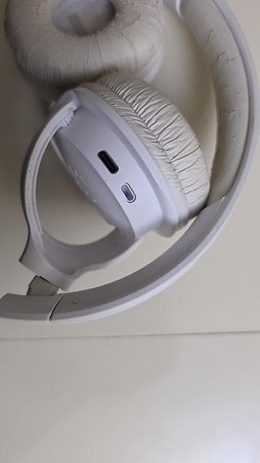 Наушники: ORGINAL MƏHSUL ! JBL TUNE520BT on-ear simsiz qulaqcıq - Rəng: ağ - — 5