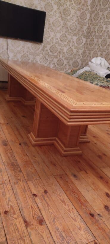 столик из двигателя: Klassik masa, İşlənmiş, Açılmayan, Taxta, Dördbucaq masa — 3