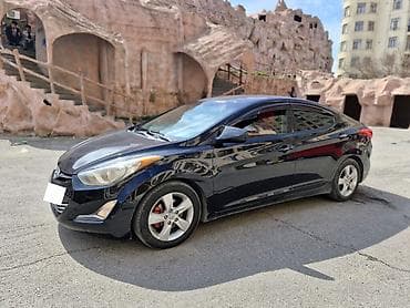 hyundai elantra 2012: Hyundai Elantra sedan – qara rəng, 4 qapı, ön çəkişli. Xarici: - — 5